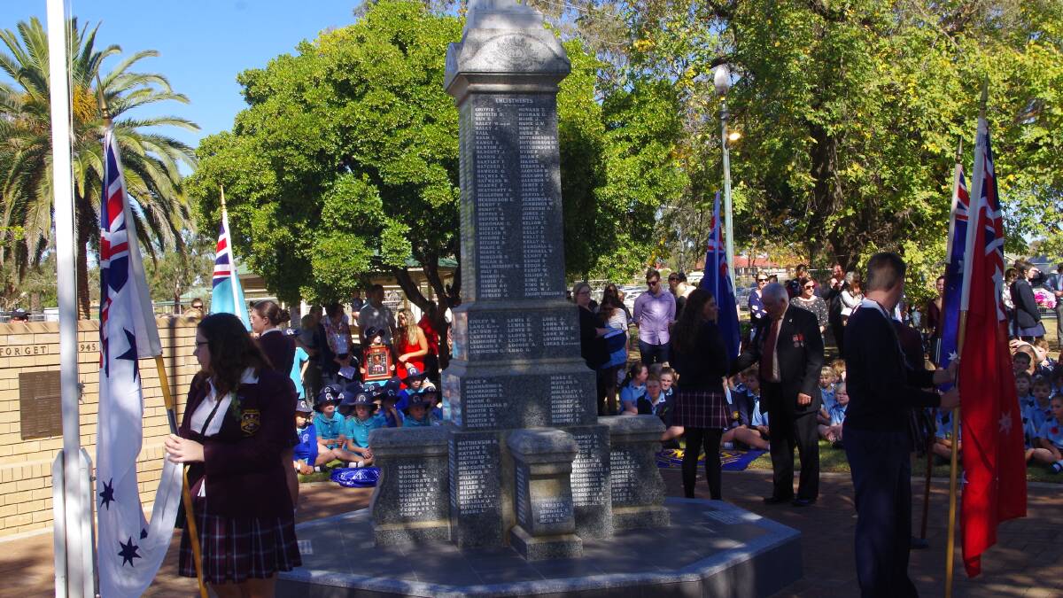 Check out some pictures from the Anzac Day services in the twin towns.