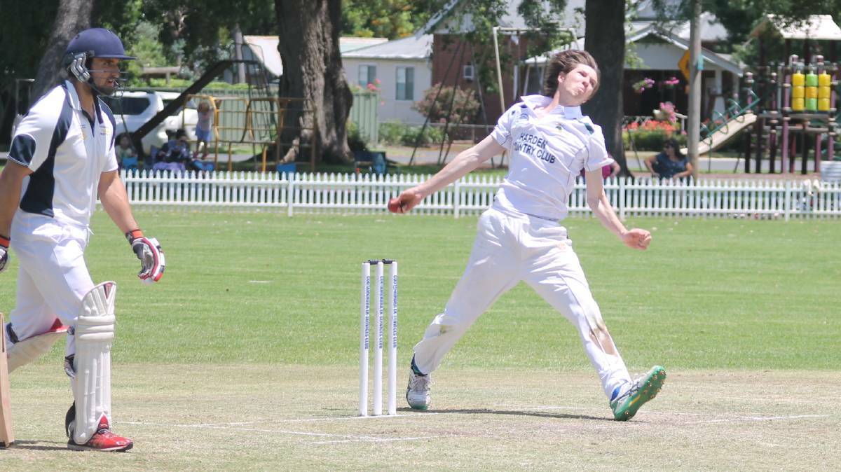 BOWLED YA: Harden Hornets opening bowler Billy Bolger is a key for the Yass and District when they travel to Robertson Oval in Wagga to take on the locals in the 2015/16 Stribley Shield Final on Sunday. Picture: Harrison Vesey.