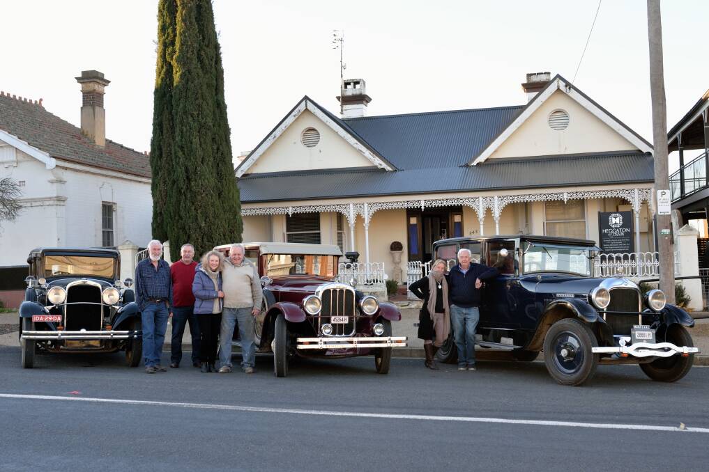 Andrew McDougall, John Nicholson, Deanne Phillips, Carl Valerius, Jann Harries, George Tait and the 1925 Studibaker that once belonged to the notorious Sydney underworld figure Kate Leigh. Picture: Keith Ward.
