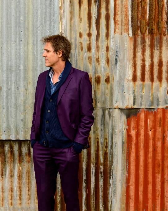 SOLO SHOW: The Whitlams singer and keyboardist Tim Freedman will bring his solo show to SS&A Club Albury on Sunday. Picture: SCOTT GELSTON
