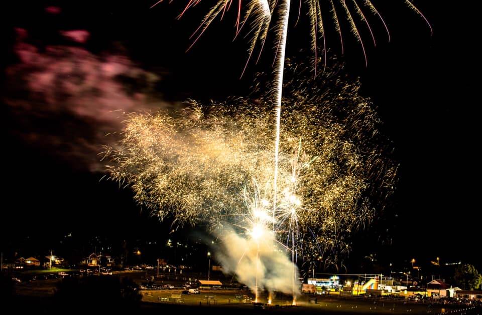 Public welcome at Harden Show's fireworks display