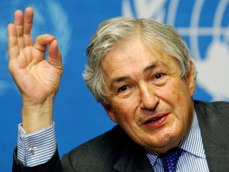 The Australian-born former head of the World Bank, James Wolfensohn, has died at the age of 86.