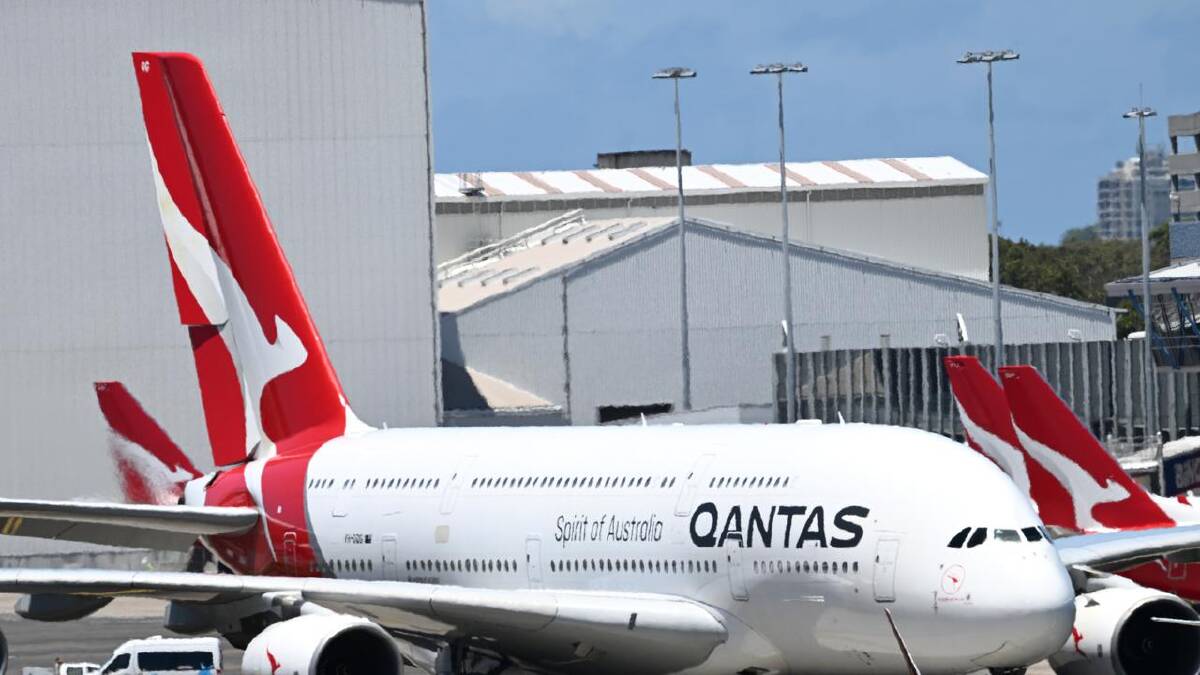 Qantas said the net impact of the US-Iran war on its results was $420 million. (Dan Himbrechts/AAP PHOTOS)