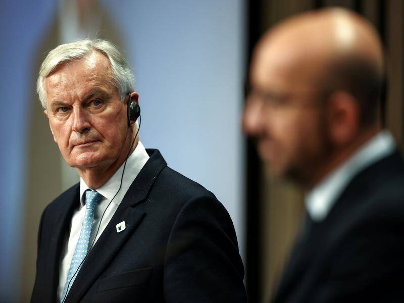 The EU remains available to intensify talks in London this week, says negotiator Michel Barnier.