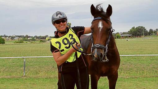 Wendy Riha and 'Little Banks Dizzy' after their win in the 160km endurance ride on Saturday. 